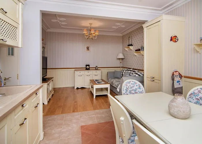 Cozy Flat In Downtown 아파트